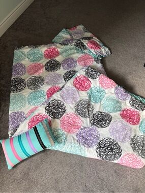 Colorful Scribble Dot Queen Comforter Set - reversible